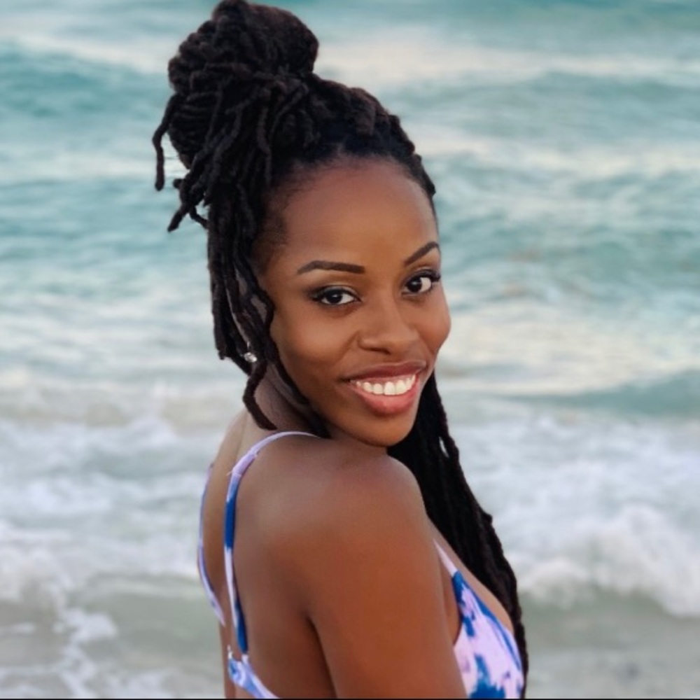 Meet your Posher, Bria